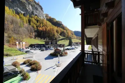 Ein allgemeiner Bergblick oder ein Berglick von der Ferienwohnung aus