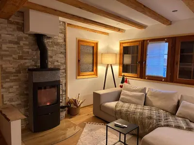 Ein Sitzbereich in der Unterkunft Chalet Mont Soleil