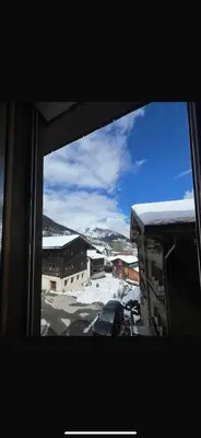 Ein allgemeiner Bergblick oder ein Berglick von der Ferienwohnung aus