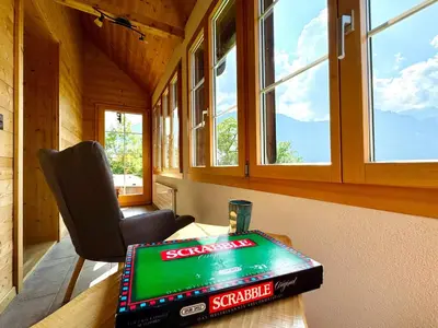 Ein allgemeiner Bergblick oder ein Berglick von des Chalets aus