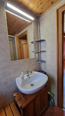 Ein Badezimmer in der Unterkunft Chalet Dar El Jebel