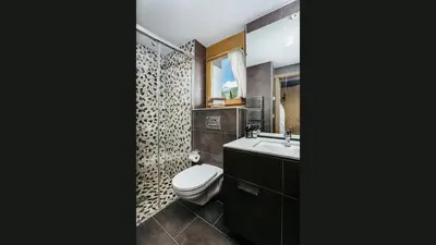 Ein Badezimmer in der Unterkunft CHALET MOUTON a 4-Bedroom Alpine Chic Escape in Saas-Fee