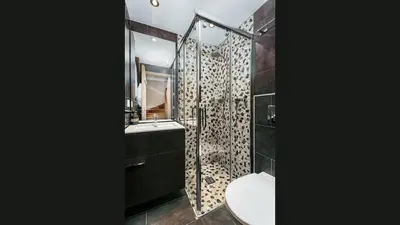 Ein Badezimmer in der Unterkunft CHALET MOUTON a 4-Bedroom Alpine Chic Escape in Saas-Fee