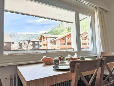 Ein allgemeiner Bergblick oder ein Berglick von der Ferienwohnung aus