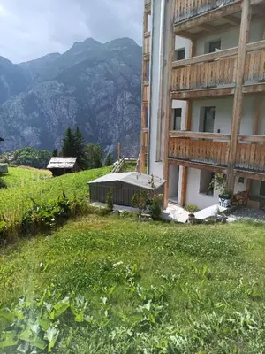 Ein allgemeiner Bergblick oder ein Berglick von der Ferienwohnung aus
