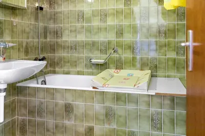 Ein Badezimmer in der Unterkunft Crans-Montana - 6 pers - 5 lits - 2 parkings