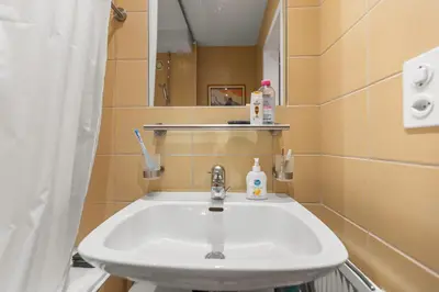 Ein Badezimmer in der Unterkunft Crans-Montana - studio - 2 personnes - balcon avec superbe vue