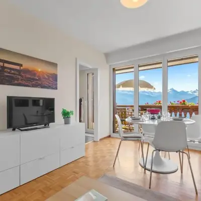 Crans-Montana - studio - 2 personnes - balcon avec superbe vue