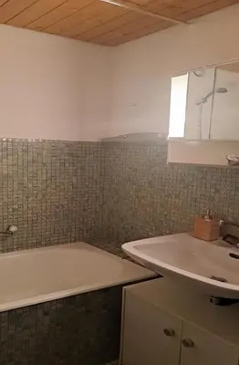 Ein Badezimmer in der Unterkunft Très joli studio au centre de la station