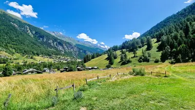 Naturlandschaft in der Nähe des Chalets
