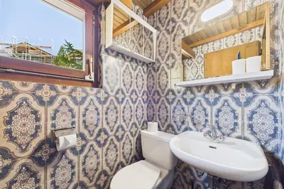 Ein Badezimmer in der Unterkunft Family & friends cabin in Saas-Fee