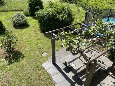 Ein Garten an der Unterkunft A La Capeleta