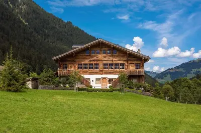 Naturlandschaft in der Nähe der Villa