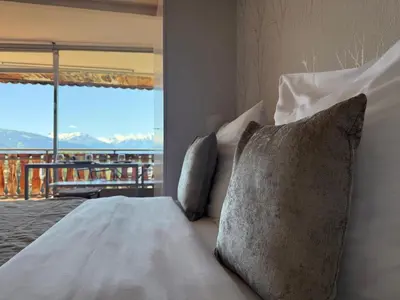 Ein allgemeiner Bergblick oder ein Berglick von der Ferienwohnung aus