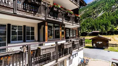 Ein allgemeiner Bergblick oder ein Berglick von der Ferienwohnung aus