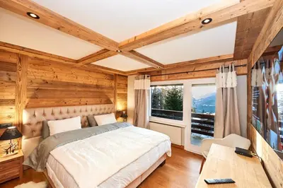 Ein Bett oder Betten in einem Zimmer der Unterkunft Chalet with fantastic view on Ballesteros Golf and The Mountains
