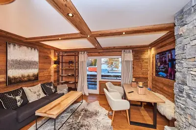 Ein Sitzbereich in der Unterkunft Chalet with fantastic view on Ballesteros Golf and The Mountains