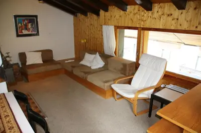 Ein Sitzbereich in der Unterkunft Diablerets D 048 - MOUNTAIN apartment 4 pers