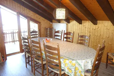 Ein Sitzbereich in der Unterkunft Melezes K 040 - SKI & NATURE apartment 10 pers