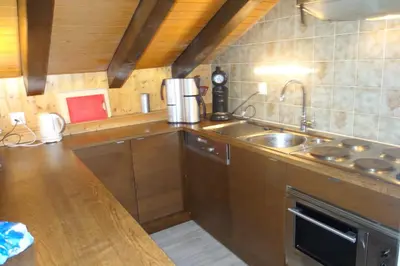 Küche/Küchenzeile in der Unterkunft Melezes K 040 - SKI & NATURE apartment 10 pers