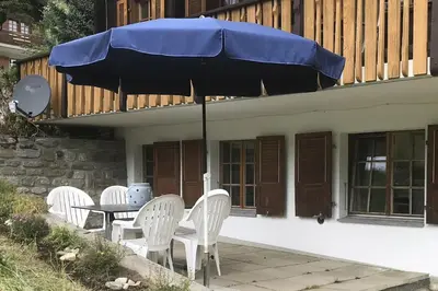 Das Gebäude in dem sich die Ferienwohnung befindet