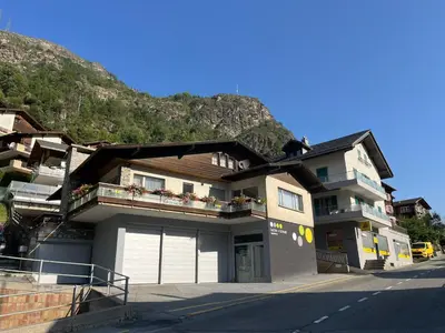 Ein allgemeiner Bergblick oder ein Berglick von des Privatzimmers aus