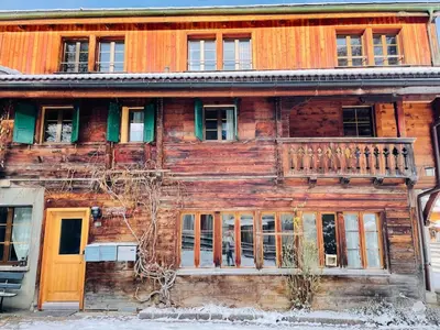 Das Gebäude in dem sich die Ferienwohnung befindet