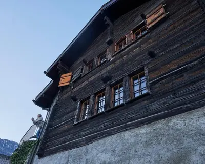 Das Gebäude in dem sich die Ferienwohnung befindet