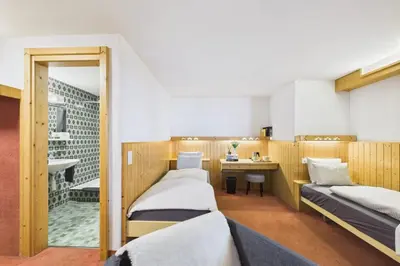 Ein Badezimmer in der Unterkunft Central suite to stay for 2 experience Saas-Fee