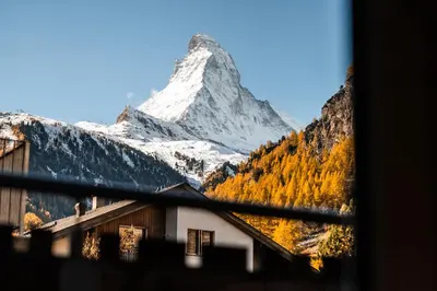 Ein allgemeiner Bergblick oder ein Berglick von der Ferienwohnung aus