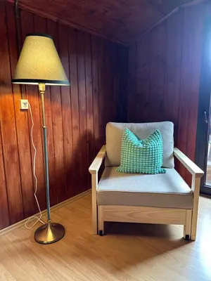 Ein Sitzbereich in der Unterkunft CapoBnB Seepanorama am See 10 Min nach Interlaken