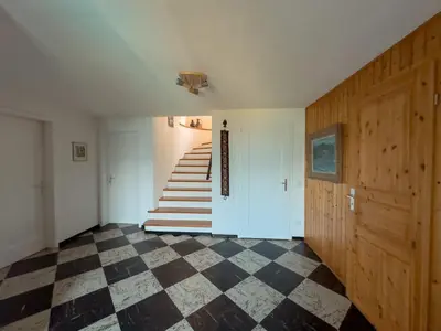 Grundriss der Unterkunft Private Chalet with Pool, Lake & Mountain Views