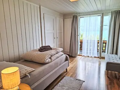 Ein Sitzbereich in der Unterkunft Chalet Haus am See by Interhome