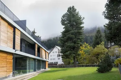 Ein allgemeiner Bergblick oder ein Berglick von der Ferienwohnung aus