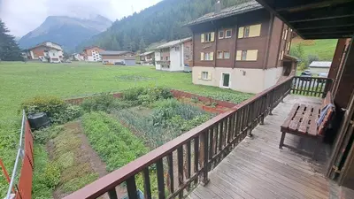 Ein allgemeiner Bergblick oder ein Berglick von der Ferienwohnung aus