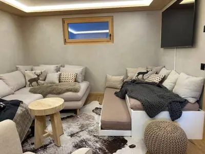 Ein Sitzbereich in der Unterkunft Hotel Etrier - apartment in Hotel with access to pool, spa and all facilities