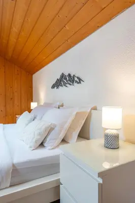 Ein Bett oder Betten in einem Zimmer der Unterkunft Chalet 3 - Quiet and unique near Interlaken