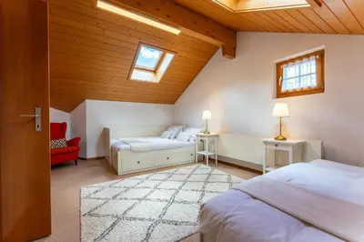 Ein Bett oder Betten in einem Zimmer der Unterkunft Chalet 3 - Quiet and unique near Interlaken