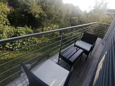 Ein Balkon oder eine Terrasse in der Unterkunft Loft lumineux et confortable