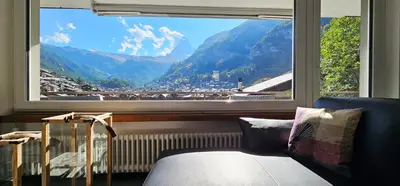 Ein allgemeiner Bergblick oder ein Berglick von der Ferienwohnung aus