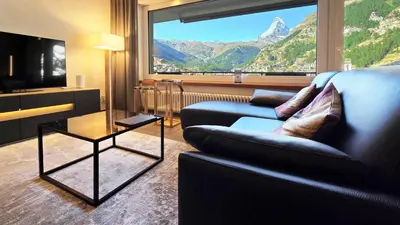 Ein allgemeiner Bergblick oder ein Berglick von der Ferienwohnung aus