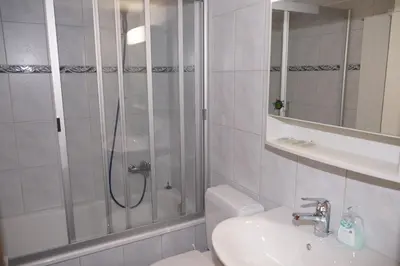 Ein Badezimmer in der Unterkunft Gasthaus zum Sternen