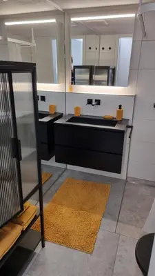 Küche/Küchenzeile in der Unterkunft RIVA Design-Apartment - Stilvolles Studio für 2 Personen im Wallis