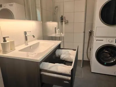 Ein Badezimmer in der Unterkunft Studio 5min Blausee / 20min Interlaken / WIFI