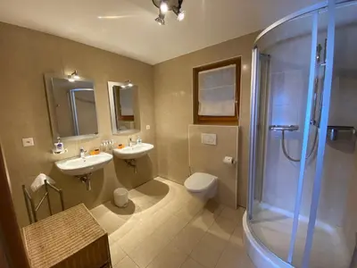 Ein Badezimmer in der Unterkunft Chalet Rosablanche