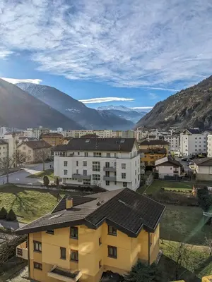 Ein allgemeiner Bergblick oder ein Berglick von der Ferienwohnung aus