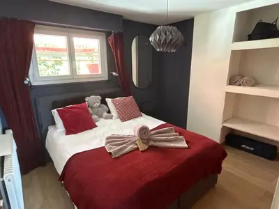 Ein Bett oder Betten in einem Zimmer der Unterkunft Ideally located apartment with view