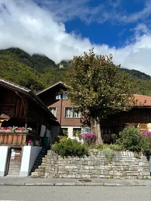 Ein allgemeiner Bergblick oder ein Berglick von der Ferienwohnung aus