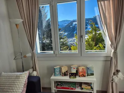 Ein allgemeiner Bergblick oder ein Berglick von der Ferienwohnung aus