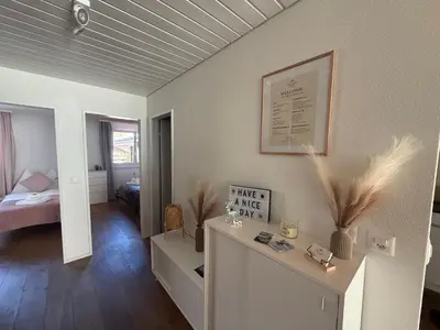 Ein Bett oder Betten in einem Zimmer der Unterkunft Mountain Glow Apartment